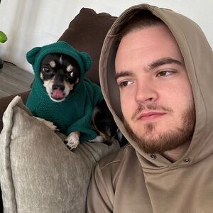 Meet your Posher, Scott